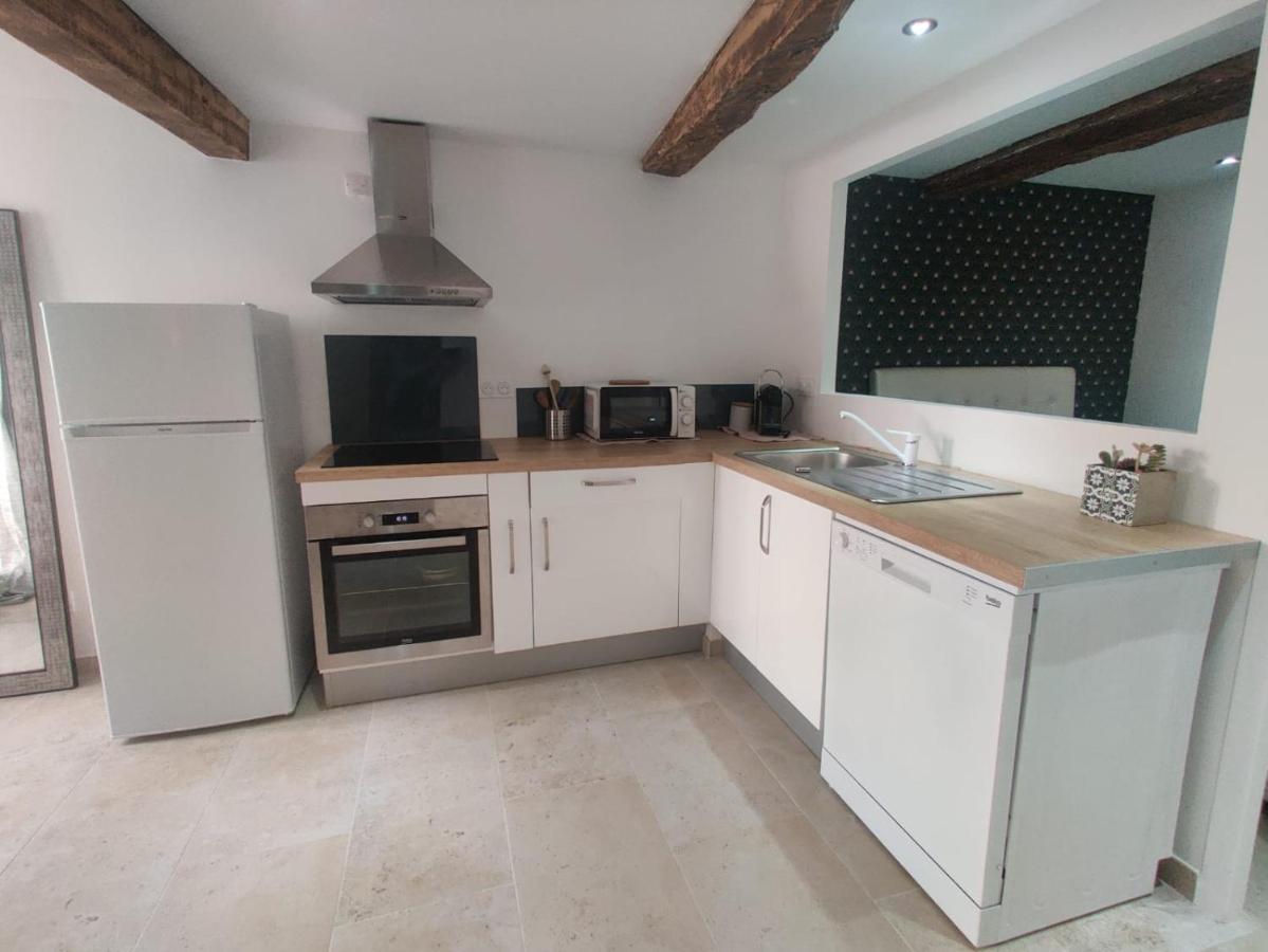 Logement Neuf Centre Du Village Aux Pieds Du Chateau Grimaud Zewnętrze zdjęcie